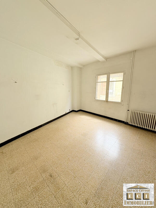 Maison traditionnelle - 105 m² - 5 pièces