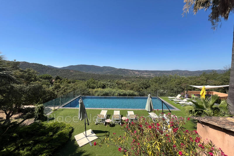 Maison - 163 m² - 7 pièces