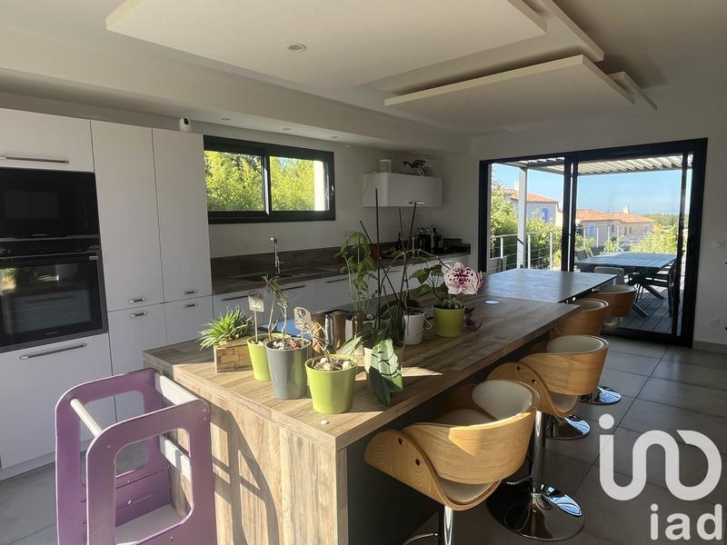 Maison - 180 m² - 7 pièces