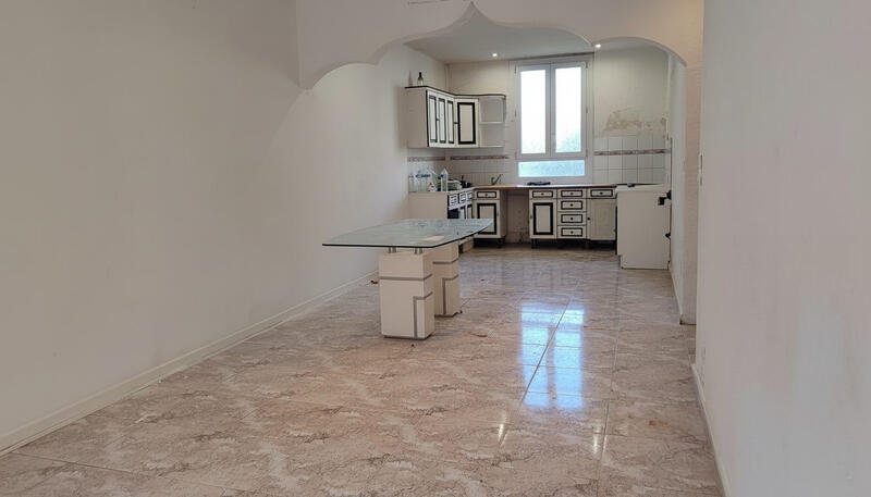 Appartement - 86 m² - 4 pièces