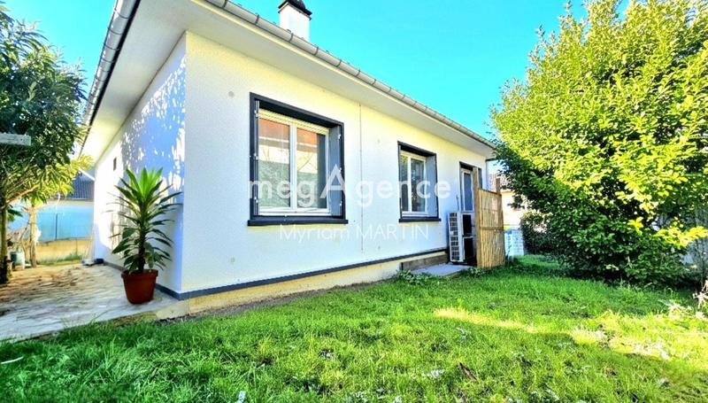 Maison - 95 m² - 5 pièces