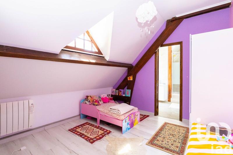 Maison - 143 m² - 7 pièces