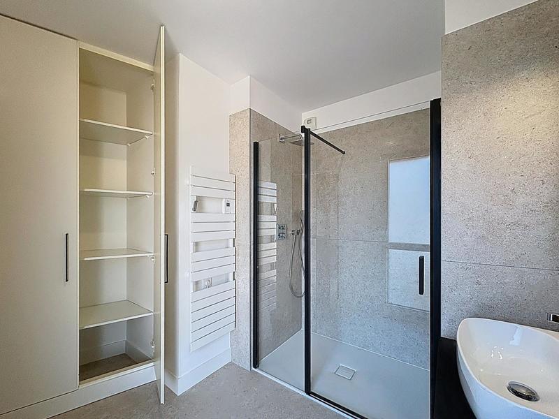 Appartement - 84 m² - 3 pièces