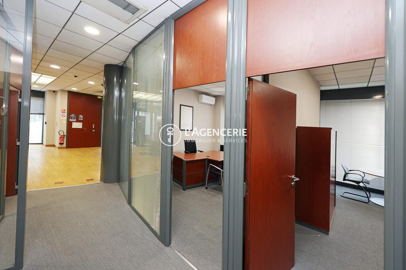 Local commercial - 202 m²