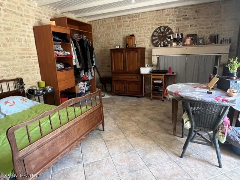 Maison ancienne - 263 m² - 8 pièces