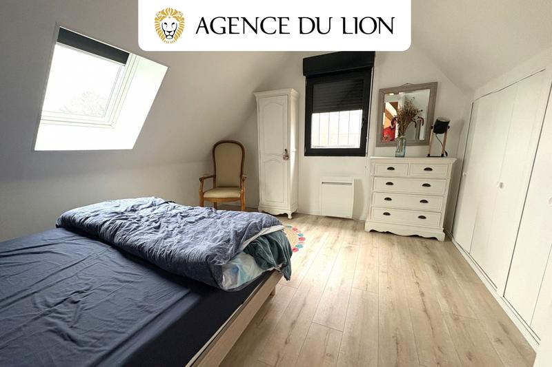 Maison - 201 m² - 9 pièces