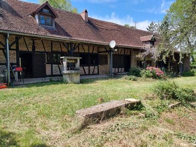 Maison - 167 m² - 5 pièces