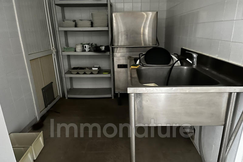 Local commercial - 227 m²