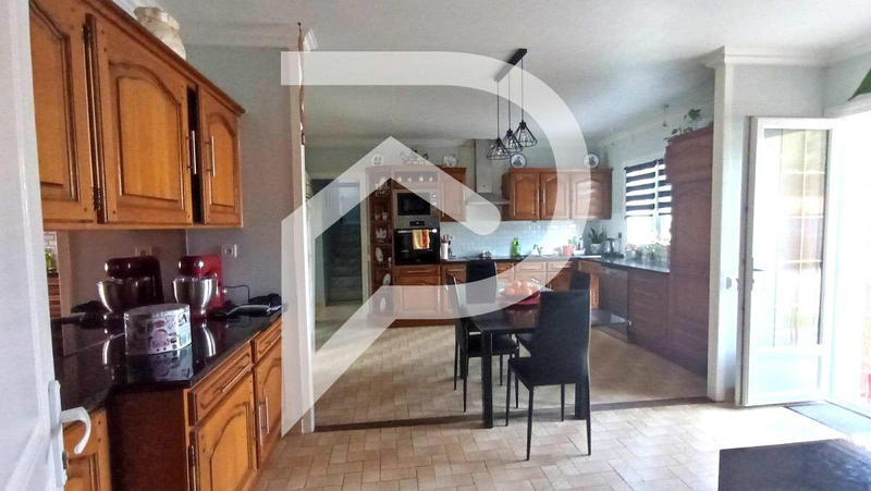 Maison - 150 m² - 5 pièces