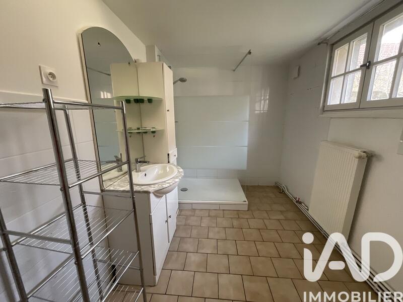 Maison - 99 m² - 5 pièces