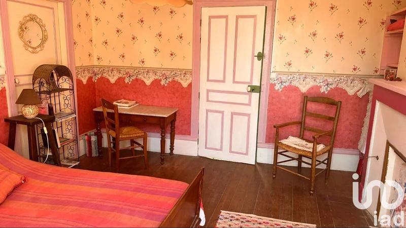 Maison - 90 m² - 5 pièces