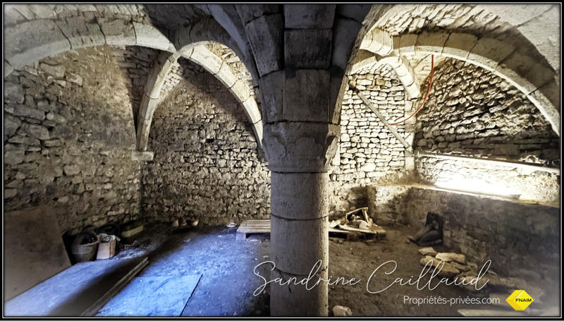 Maison - 229 m² - 8 pièces