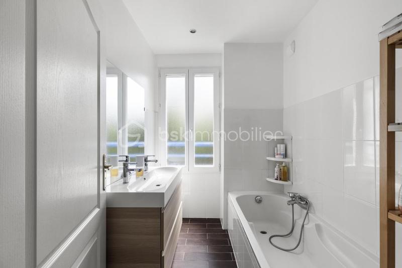 Appartement - 117 m² - 4 pièces