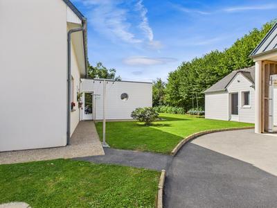 Maison - 161 m² - 8 pièces