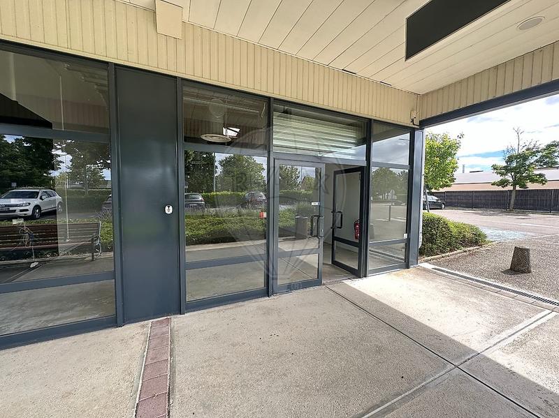 Local commercial - 166 m² - 3 pièces