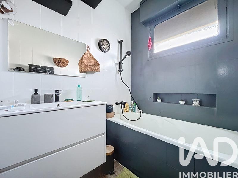 Maison - 182 m² - 7 pièces