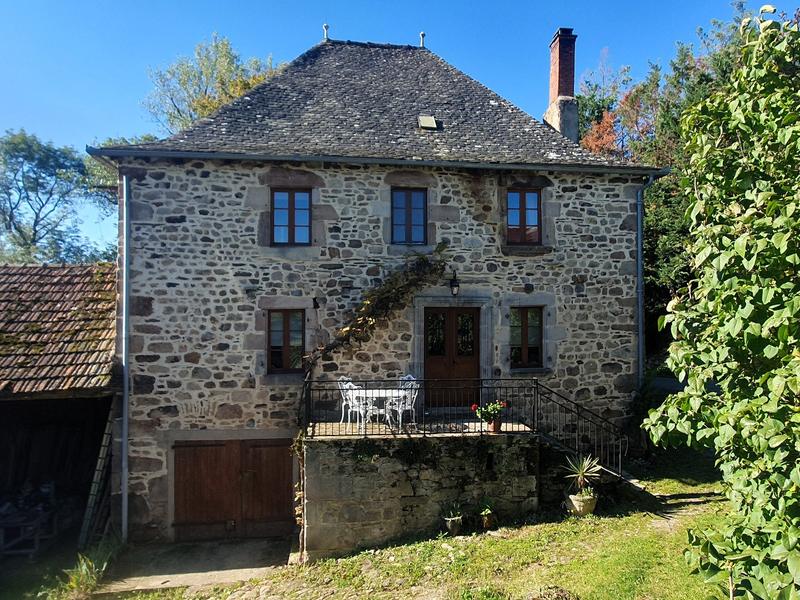 Corps de ferme - 184 m² - 6 pièces
