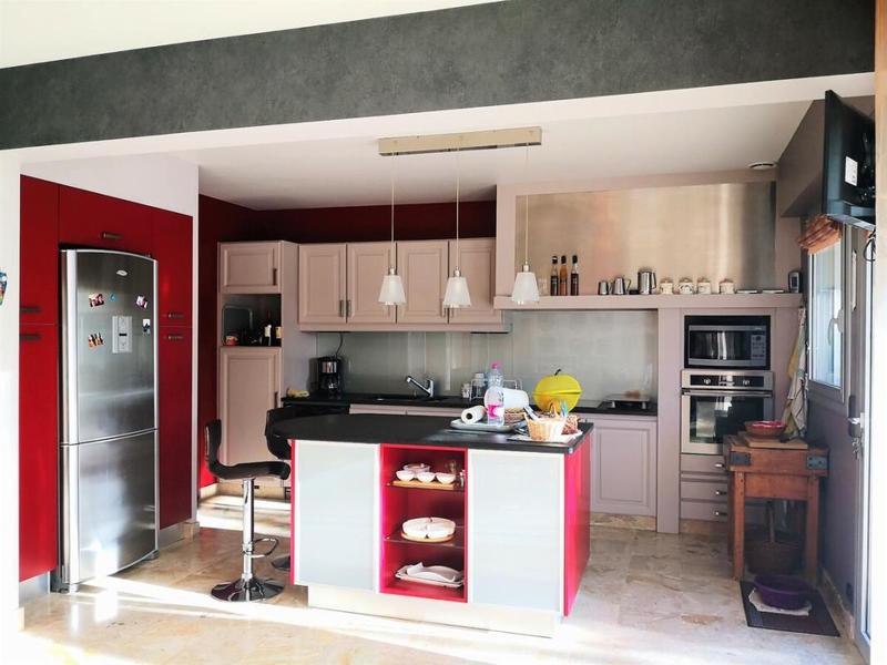 Propriété - 240 m² - 10 pièces