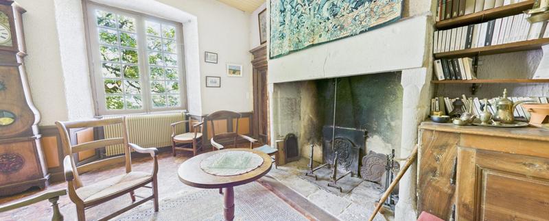 Demeure - 257 m² - 8 pièces