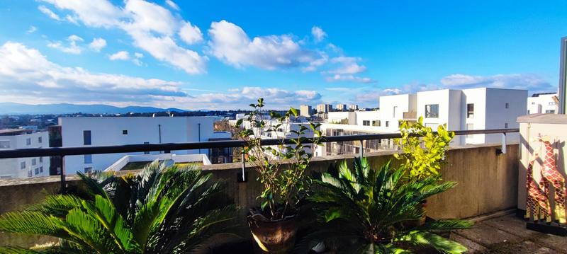 Appartement - 77 m² - 4 pièces