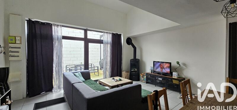 Maison - 95 m² - 4 pièces