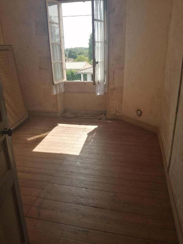 Maison - 150 m² - 4 pièces