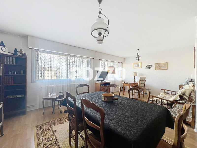 Appartement - 84 m² - 4 pièces