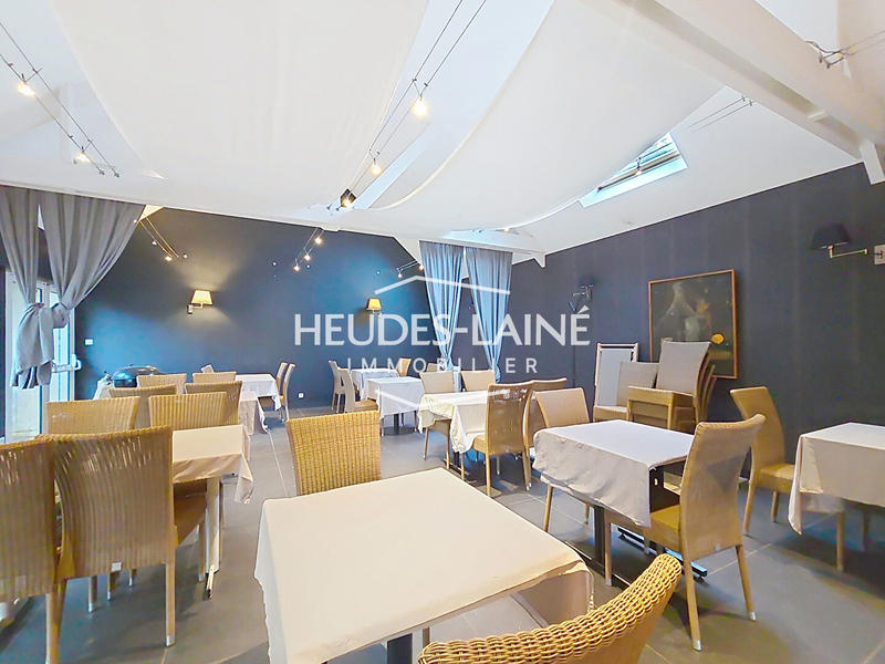 Maison - 250 m² - 5 pièces