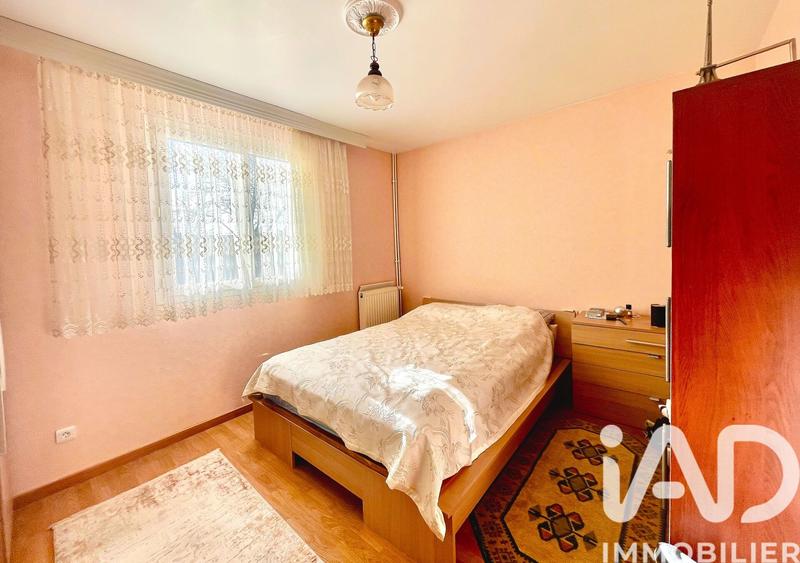 Maison - 215 m² - 8 pièces