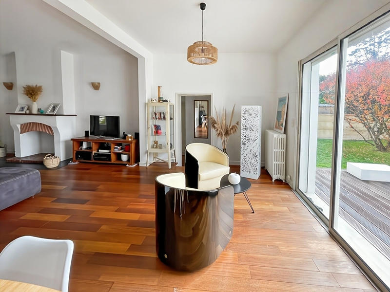 Maison - 139 m² - 6 pièces