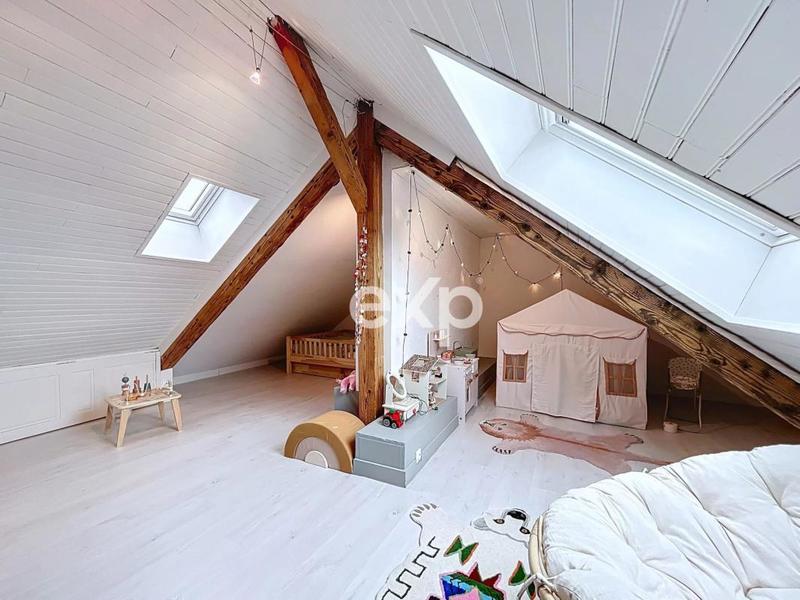 Appartement - 147 m² - 5 pièces