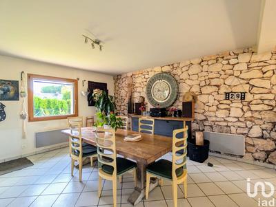 Maison - 188 m² - 7 pièces