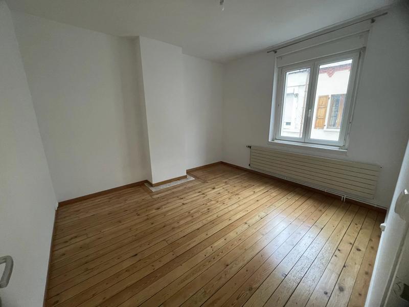 Appartement - 93 m² - 4 pièces