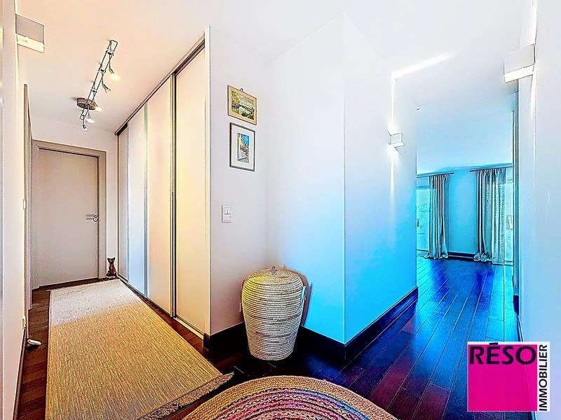 Appartement - 105 m² - 4 pièces