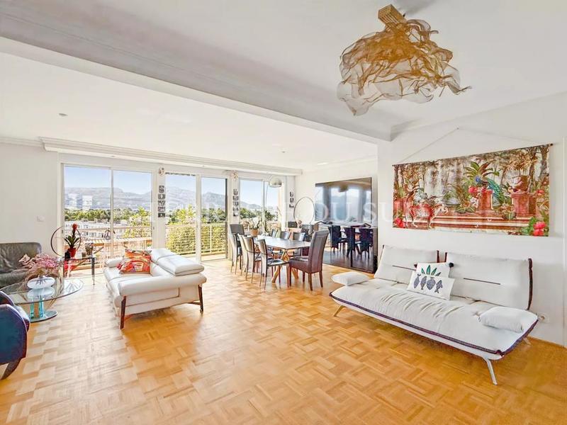 Appartement - 118 m² - 4 pièces