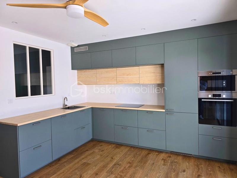 Maison - 121 m² - 5 pièces