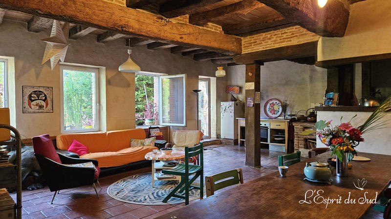 Maison ancienne - 413 m² - 11 pièces