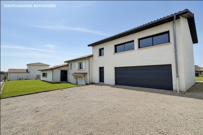 Maison contemporaine - 220 m² - 6 pièces