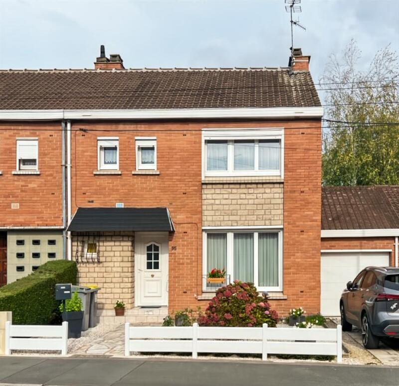 Maison - 82 m² - 4 pièces