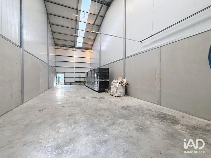 Local commercial - 121 m²