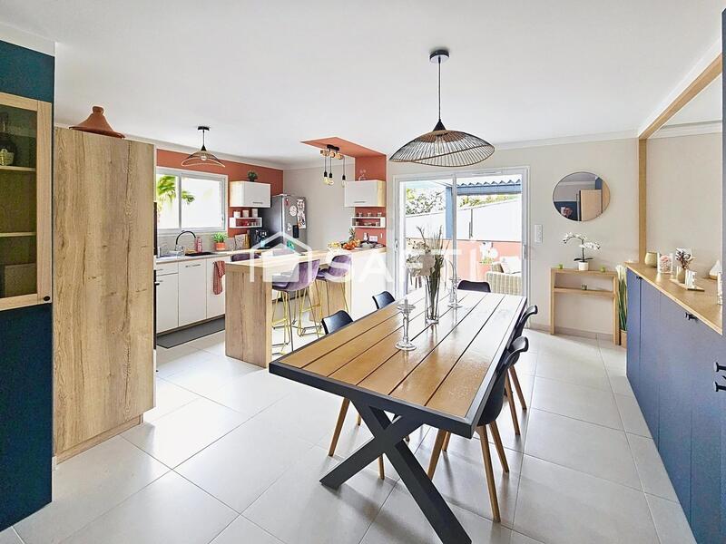 Maison - 85 m² - 4 pièces