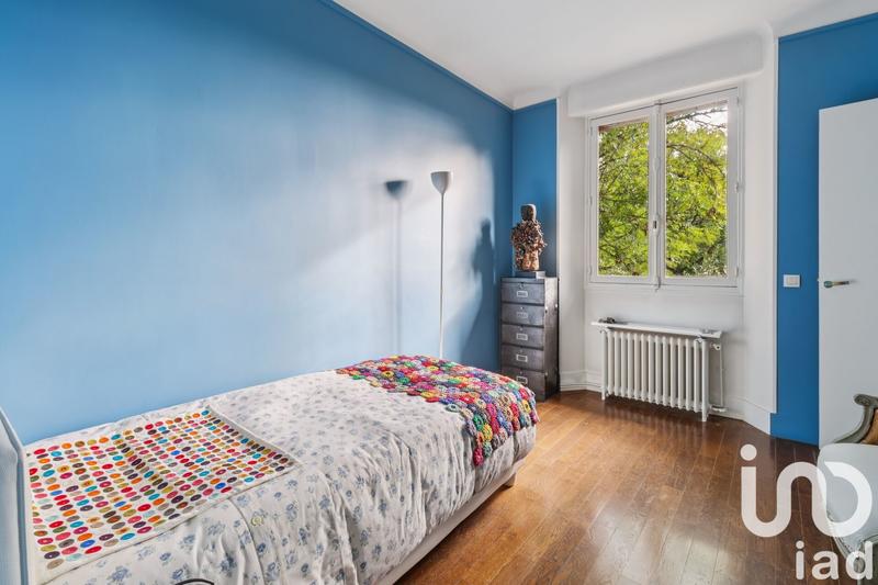 Maison - 250 m² - 8 pièces