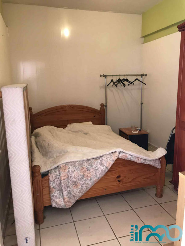 Maison - 200 m² - 8 pièces