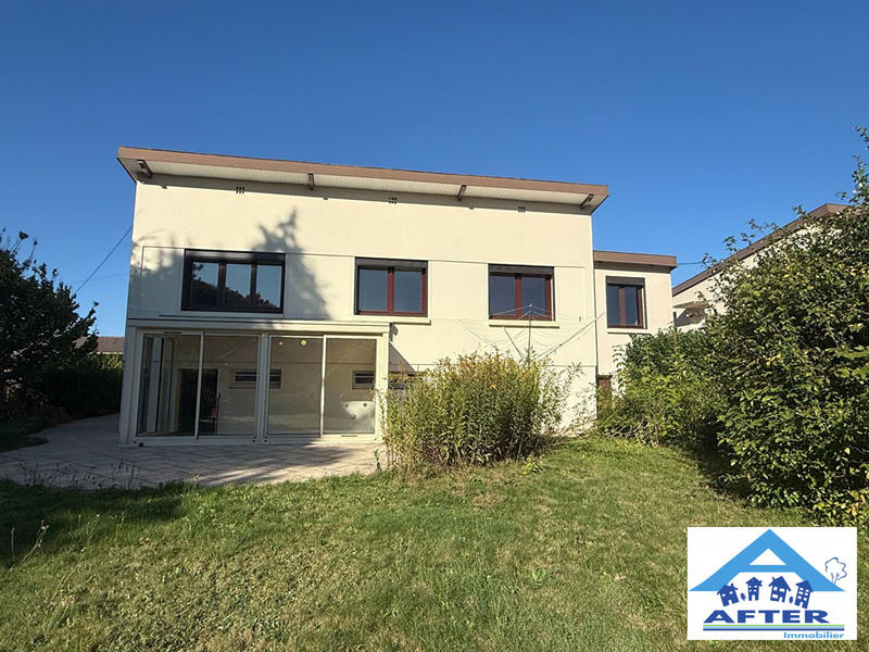 Maison - 86 m² - 4 pièces