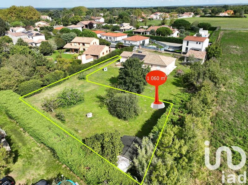 Terrain - 1 061 m²