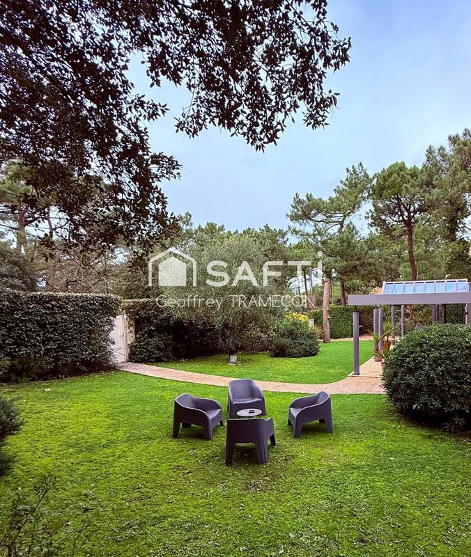 Villa - 220 m² - 7 pièces