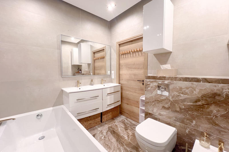 Appartement - 81 m² - 4 pièces