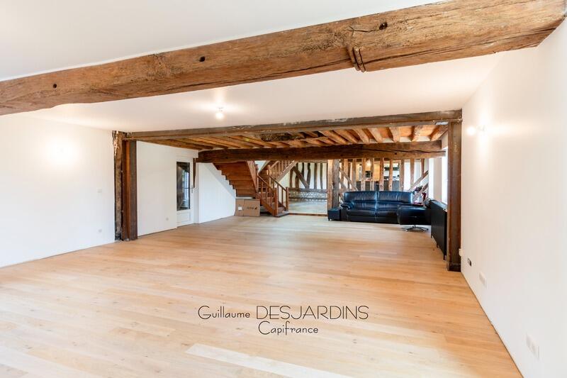 Maison traditionnelle - 187 m² - 6 pièces