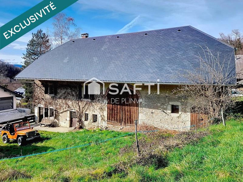 Maison - 216 m² - 9 pièces