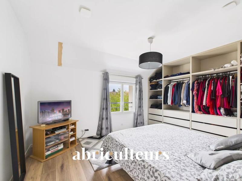 Maison - 107 m² - 7 pièces